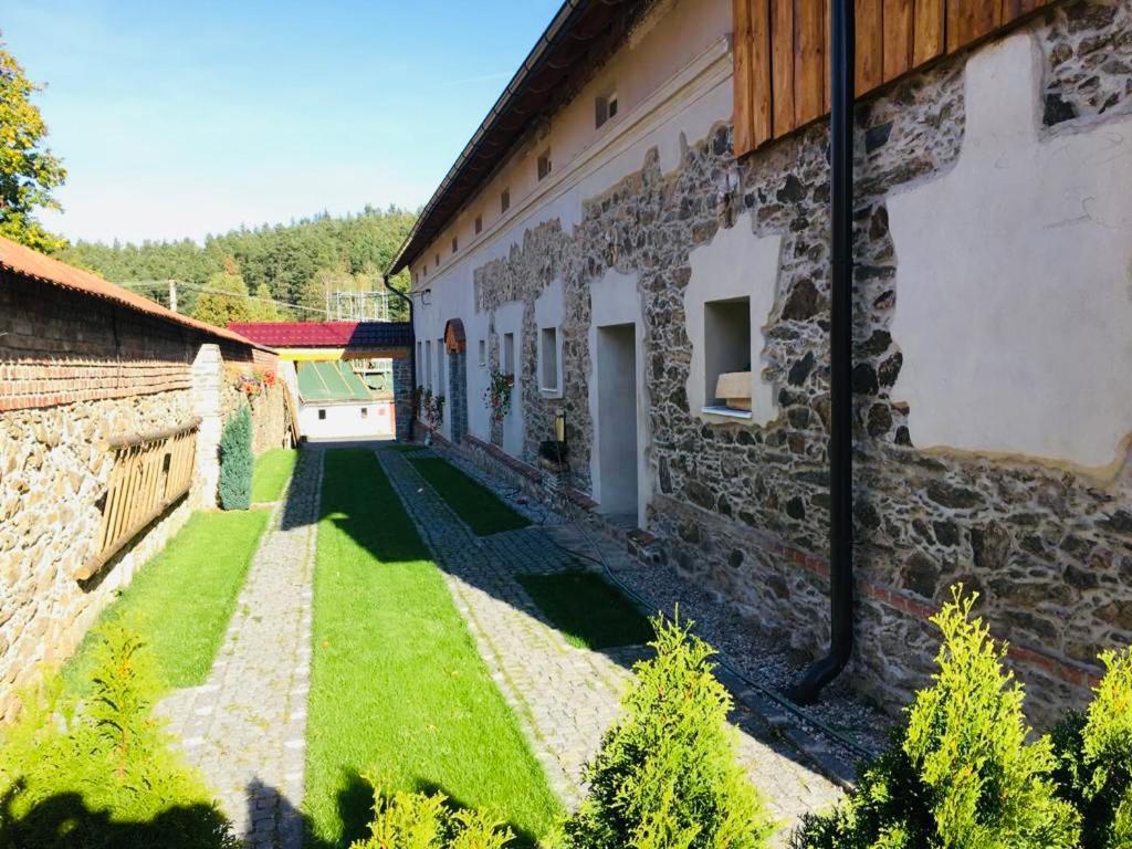 Selska Chalupa Anetka Horsovsky Tyn Экстерьер фото